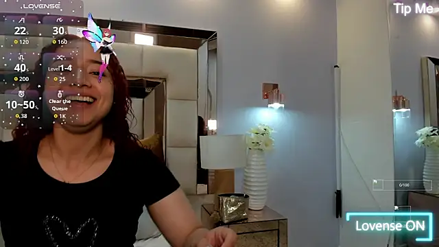 Snapshot of megannherrera chatting on December 3, 2025, 11:52 am megannherrera online show from December 3, 2025, 11:52 am