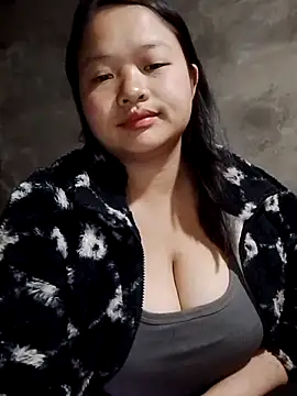 Snapshot of girl-babi chatting on December 18, 2025, 3:45 am girl-babi online show from December 18, 2025, 3:45 am