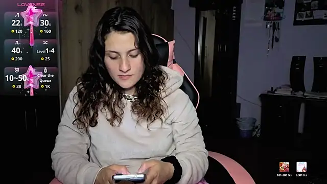 lindasyt online show from April 7, 2026, 4:13 am