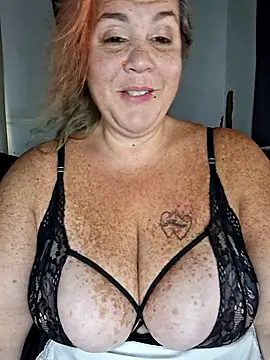 Snapshot of Courdles chatting on September 18, 2025, 7:49 pm Courdles online show from September 18, 2025, 7:49 pm