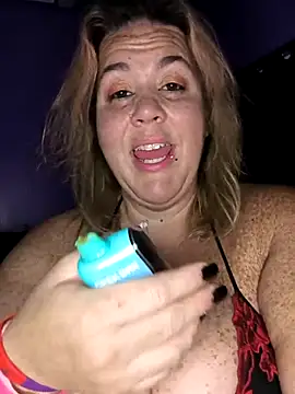 Snapshot of Courdles chatting on October 3, 2025, 6:43 am Courdles online show from October 3, 2025, 6:43 am