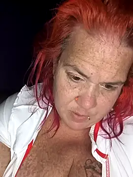 Snapshot of Courdles chatting on October 8, 2025, 9:29 am Courdles online show from October 8, 2025, 9:29 am