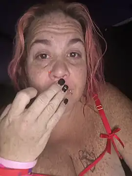 Snapshot of Courdles chatting on October 25, 2025, 6:21 am Courdles online show from October 25, 2025, 6:21 am