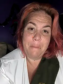 Snapshot of Courdles chatting on October 26, 2025, 7:14 am Courdles online show from October 26, 2025, 7:14 am