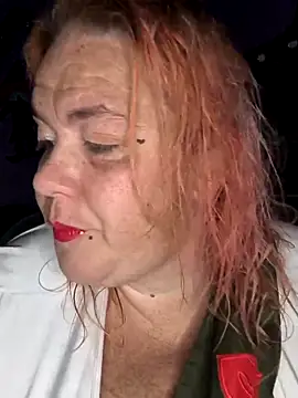 Snapshot of Courdles chatting on October 30, 2025, 7:43 am Courdles online show from October 30, 2025, 7:43 am