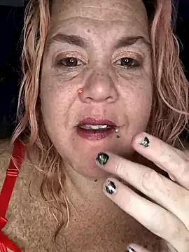 Snapshot of Courdles chatting on November 7, 2025, 12:38 pm Courdles online show from November 7, 2025, 12:38 pm