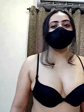 Snapshot of sexy_aaliya_hamidi chatting on September 26, 2025, 7:45 am sexy aaliya hamidi online show from September 26, 2025, 7:45 am