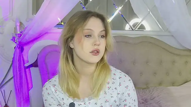 CaitlinSugar online show from April 25, 2026, 4:26 am