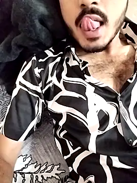 Snapshot of Hotyy_subhu chatting on October 5, 2025, 2:15 pm Hotyy subhu online show from October 5, 2025, 2:15 pm