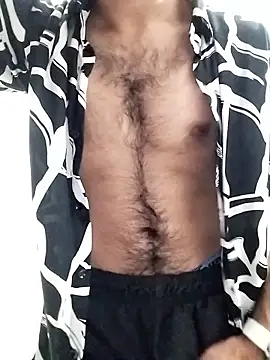 Snapshot of Hotyy_subhu chatting on January 16, 2026, 2:10 pm Hotyy subhu online show from January 16, 2026, 2:10 pm