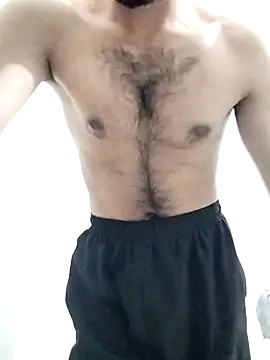 Snapshot of Hotyy_subhu chatting on February 11, 2026, 2:33 pm Hotyy subhu online show from February 11, 2026, 2:33 pm