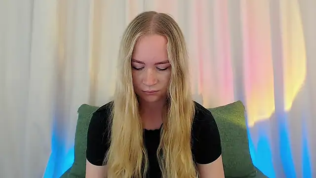 Mystic Chloe online show from September 9, 2025, 12:54 am