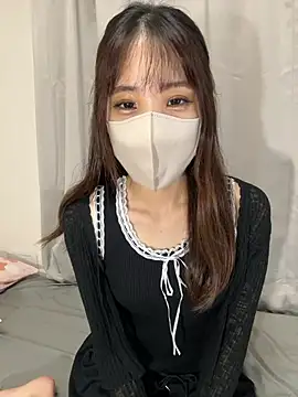Snapshot of riri__nyan_o0 chatting on October 6, 2025, 5:16 am riri nyan o0 online show from October 6, 2025, 5:16 am