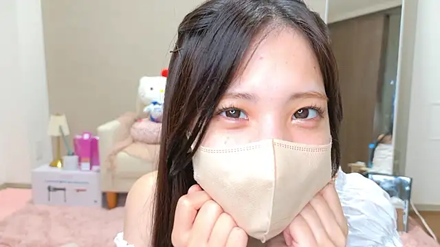 riri  nyan o0 online show from July 4, 2026, 10:43 am