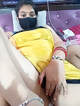 Snapshot of Priyanka_Pal chatting on September 12, 2025, 7:19 am Priyanka Pal online show from September 12, 2025, 7:19 am