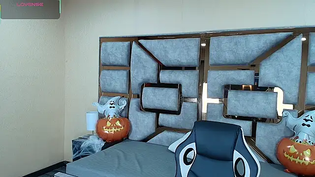 Candy Velvet online show from October 24, 2025, 3:58 am