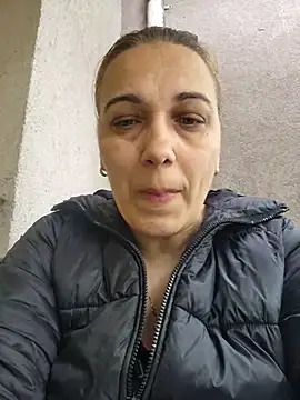 PalomaDesireee online show from May 22, 2026, 6:42 am