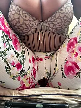 Snapshot of ewatyu chatting on March 31, 2026, 4:57 am ewatyu online show from March 31, 2026, 4:57 am