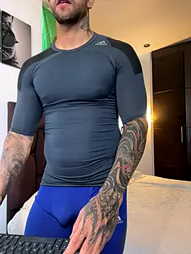 Tomy maylon online show from October 16, 2025, 3:35 pm