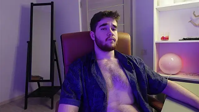 Snapshot of Mark_Maxim chatting on October 12, 2025, 8:19 pm Mark Maxim online show from October 12, 2025, 8:19 pm