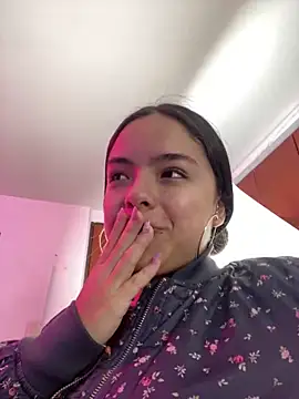 EmilyHarperr online show from October 15, 2025, 11:32 am