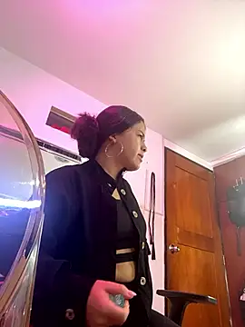 EmilyHarperr online show from October 22, 2025, 11:32 am