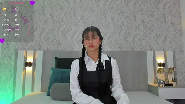 celeste sc0tt online show from October 31, 2025, 12:39 pm