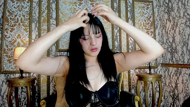 Lollylustberry online show from September 13, 2025, 12:16 pm