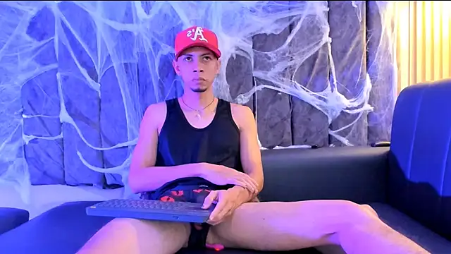 DustinandJordan online show from October 15, 2025, 4:56 am