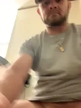 Snapshot of Allinside666 chatting on November 29, 2025, 4:15 am Allinside666 online show from November 29, 2025, 4:15 am