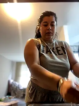 Snapshot of Tokio_Sakura chatting on October 2, 2025, 6:37 pm Tokio Sakura online show from October 2, 2025, 6:37 pm