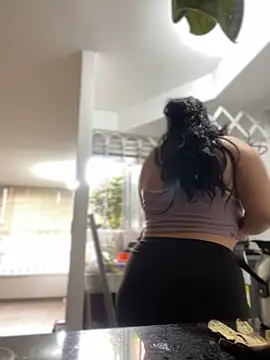 Snapshot of Tokio_Sakura chatting on November 13, 2025, 4:39 pm Tokio Sakura online show from November 13, 2025, 4:39 pm