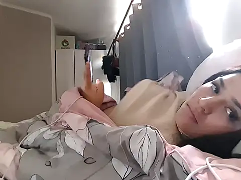 Denisutra777 online show from April 12, 2026, 8:03 pm