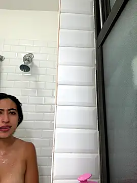 OwnedBySky online show from September 16, 2025, 1:39 am