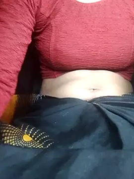 Snapshot of Hut_rotu_cute chatting on October 19, 2025, 9:04 pm Hut rotu cute online show from October 19, 2025, 9:04 pm