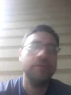 Snapshot of Gearsuit chatting on October 16, 2025, 5:08 am Gearsuit online show from October 16, 2025, 5:08 am