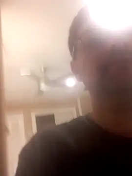 Snapshot of Gearsuit chatting on October 21, 2025, 1:28 am Gearsuit online show from October 21, 2025, 1:28 am