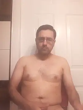 Snapshot of Gearsuit chatting on November 7, 2025, 6:19 pm Gearsuit online show from November 7, 2025, 6:19 pm