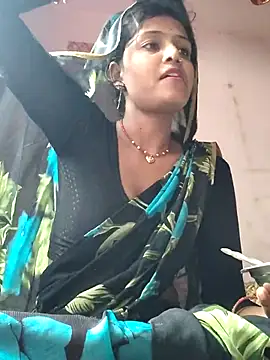 AnanyaKapoor89 online show from October 31, 2025, 5:52 am