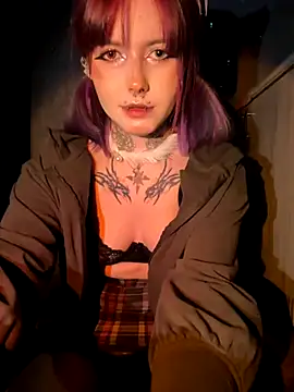 n1ghtcloud online show from October 7, 2025, 1:03 am