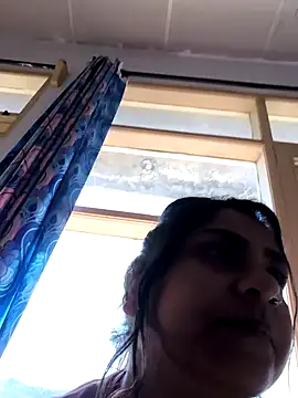 Snapshot of queenbuggi chatting on February 12, 2026, 7:36 am queenbuggi online show from February 12, 2026, 7:36 am