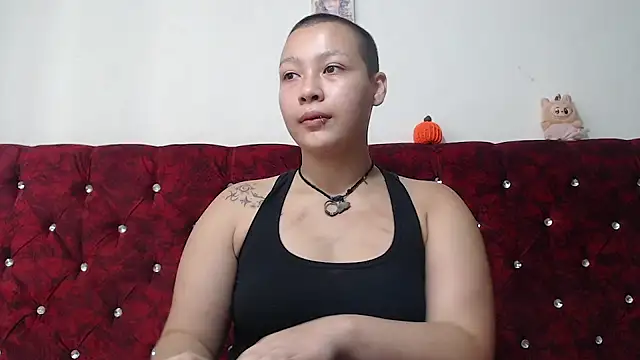 Cherry vald online show from November 10, 2025, 12:04 pm