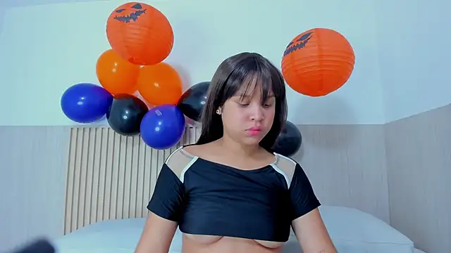 alena brown  online show from November 1, 2025, 1:29 am