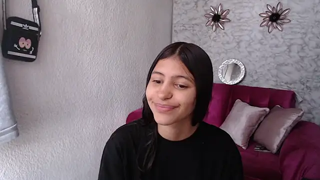 Evagirl69 online show from February 13, 2026, 12:23 pm