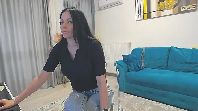 ScarletTemptations online show from April 14, 2026, 5:13 am