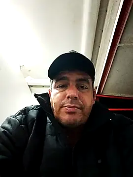 Snapshot of branquinho3 chatting on April 9, 2026, 6:41 am branquinho3 online show from April 9, 2026, 6:41 am