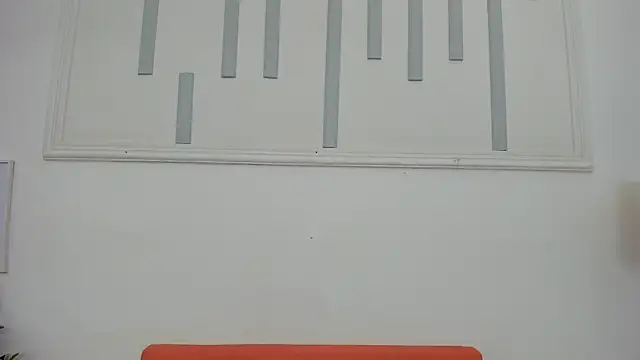 Snapshot of scarletross_ chatting on February 28, 2026, 11:22 am scarletross online show from February 28, 2026, 11:22 am