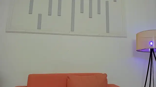 Snapshot of scarletross_ chatting on March 1, 2026, 5:15 pm scarletross online show from March 1, 2026, 5:15 pm