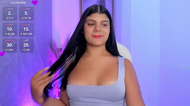 Snapshot of PauliinaBelle_ chatting on June 17, 2026, 1:56 pm PauliinaBelle online show from June 17, 2026, 1:56 pm