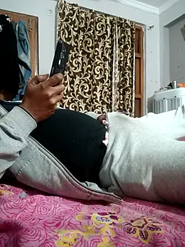 Snapshot of vardh033 chatting on February 1, 2026, 2:04 pm vardh033 online show from February 1, 2026, 2:04 pm